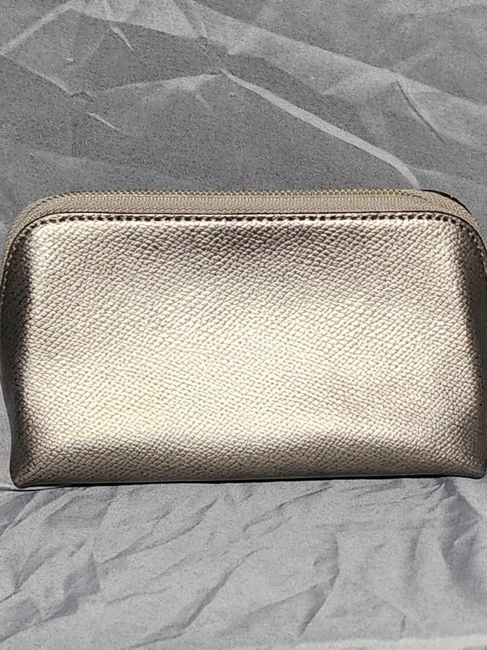 Coach Metallic Gunmetal Silver Leather Turnlock Cosmetic Pouch Makeup Bag Case